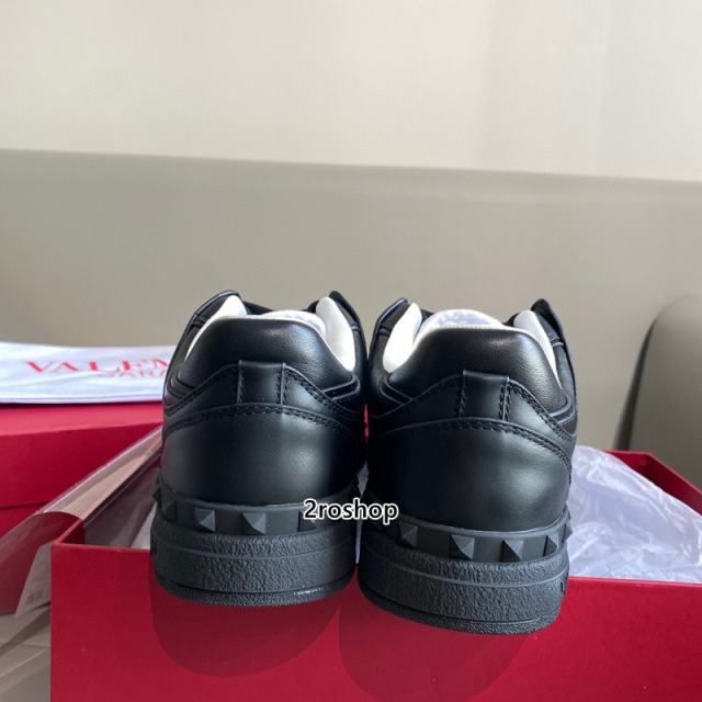 발렌티노스니커즈