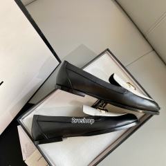 샤넬로퍼