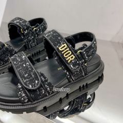 디올샌들