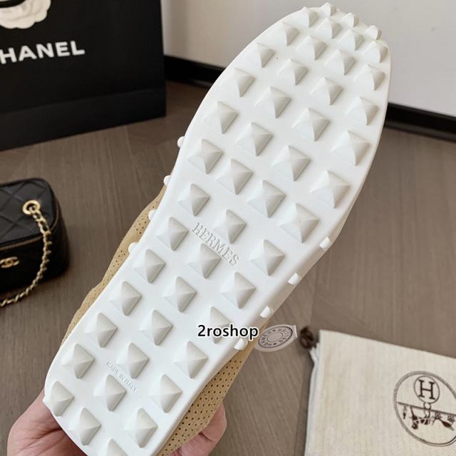 에르메스스니커즈