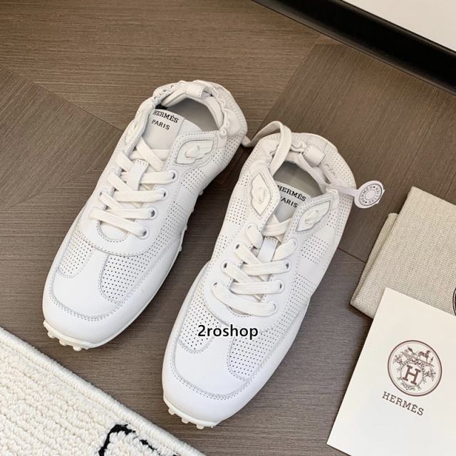 에르메스스니커즈