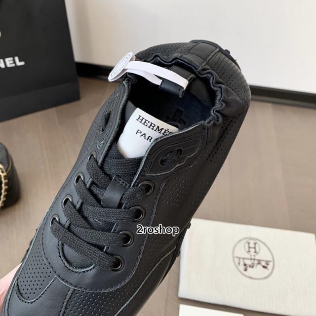 에르메스스니커즈
