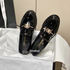 샤넬로퍼