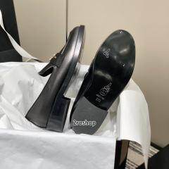 샤넬로퍼
