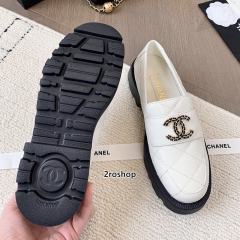 샤넬로퍼