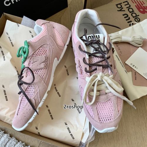 미우미우스니커즈