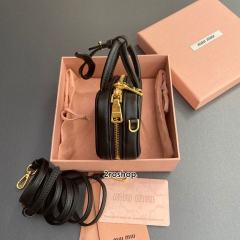 미우미우미니백