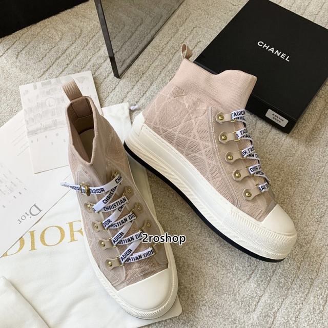 디올스니커즈