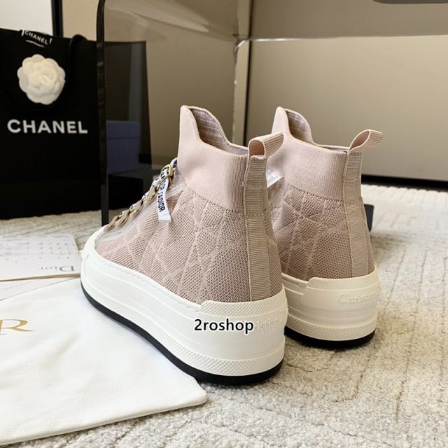 디올스니커즈