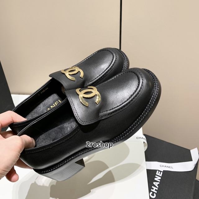 샤넬로퍼