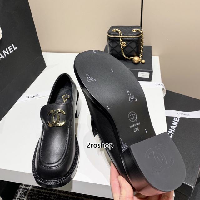샤넬로퍼