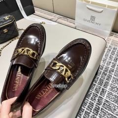 발렌티노로퍼