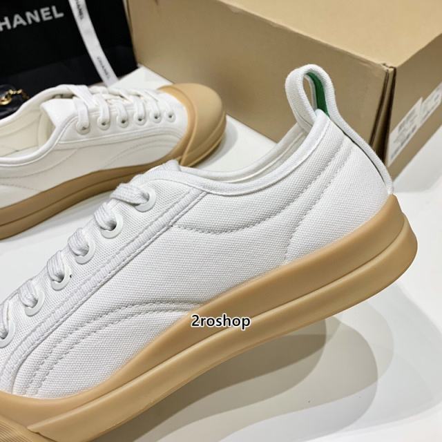 보테가베네타스니커즈