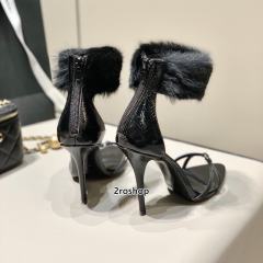 입생로랑샌들
