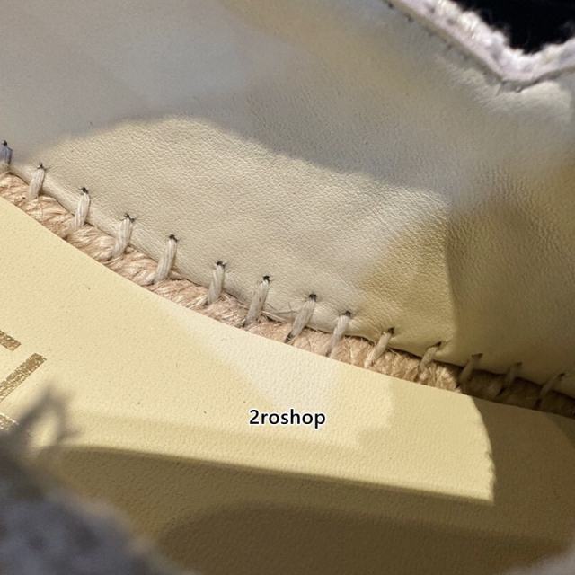 샤넬로퍼