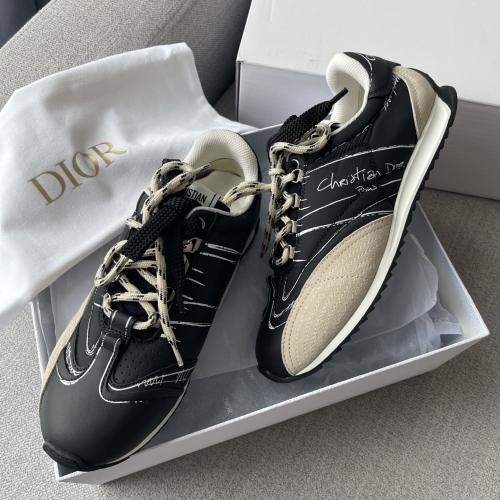 디올 D-Sketch 스니커즈