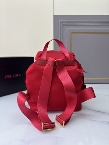 프라다백팩스몰레드금장