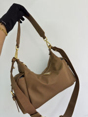 프라다 익스플로어 라지 리나일론 및 가죽 백