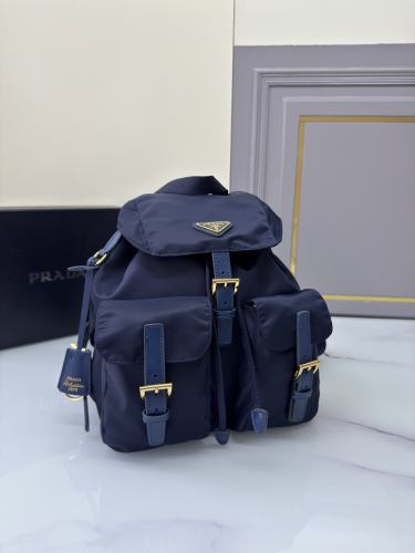 프라다백팩스몰네이비금장