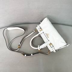 프라다 보니  가죽 핸드백 미니 1BA486