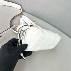 프라다 보니  가죽 핸드백 미니 1BA486