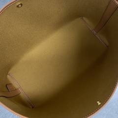 셀린느소프트쇼퍼백