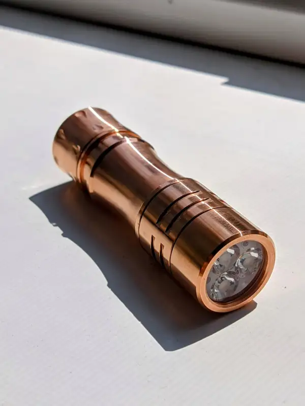 【Copper】Wurkkos TS10 Powerful Mini 14500 EDC Flashlight 1400lm with 3* 90 CRI LEDs, Aux LEDs, Anduril 2.0