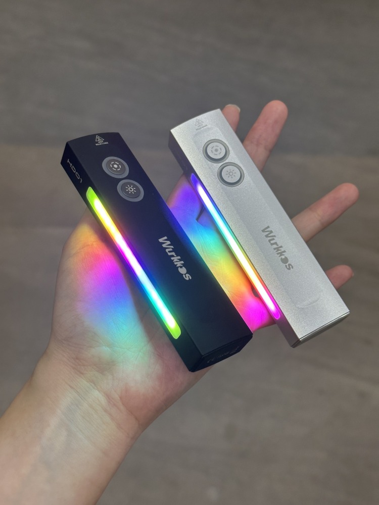 【New Silver Version】Wurkkos HD01 Rechargeable EDC Flashlight with Front Sport Light and Side flood light (90CRI)/RGB Light/Dual Switch/Magnetic Tail