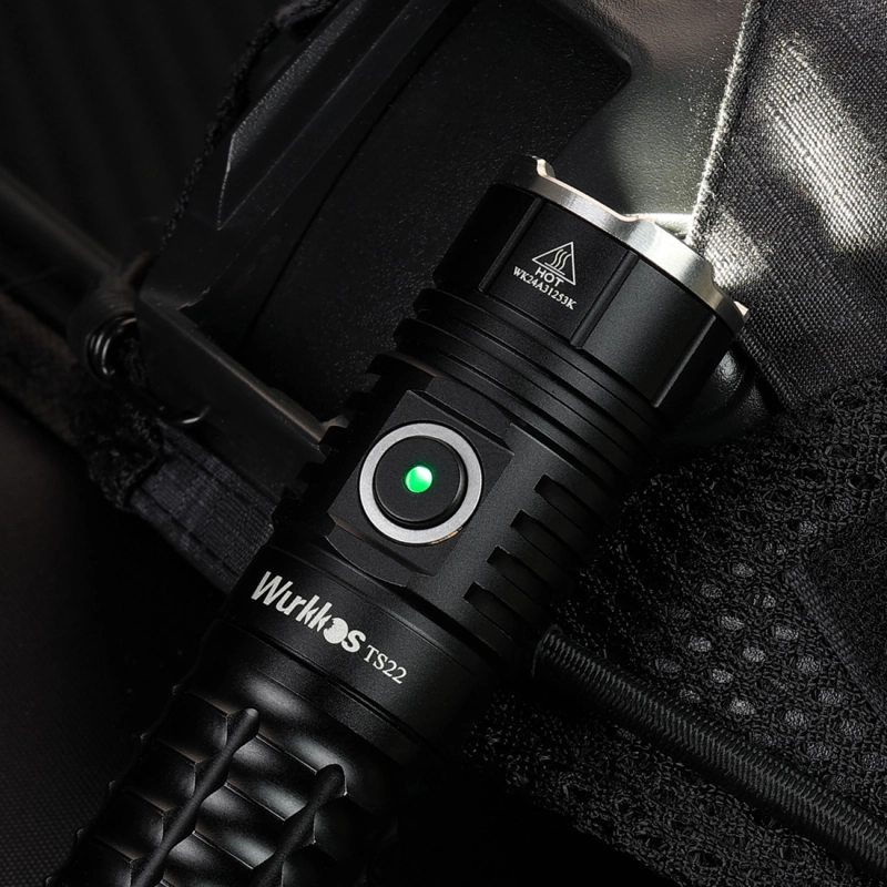 Wurkkos TS22 XHP70.3 LED Flashlight, 4500 Lumen and High CRI, Magnetic Tail, Reverse Charging, USB-C Rechargeable
