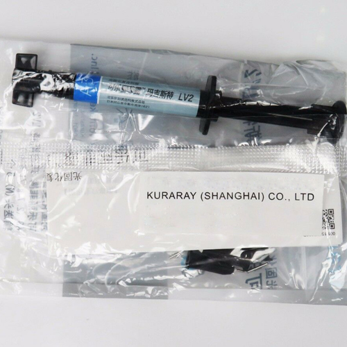 `Kuraray Clearfil Majesty Es Flow Lv2 Syringe Universal Dental Flowable Composite