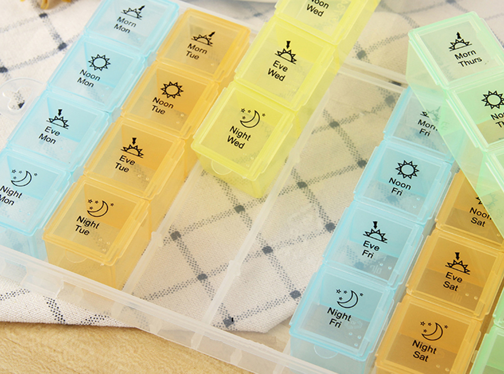 `Dental 7 Day Pill Box Organizer Weekly Medicine Vitamins Storage Container Travel Case