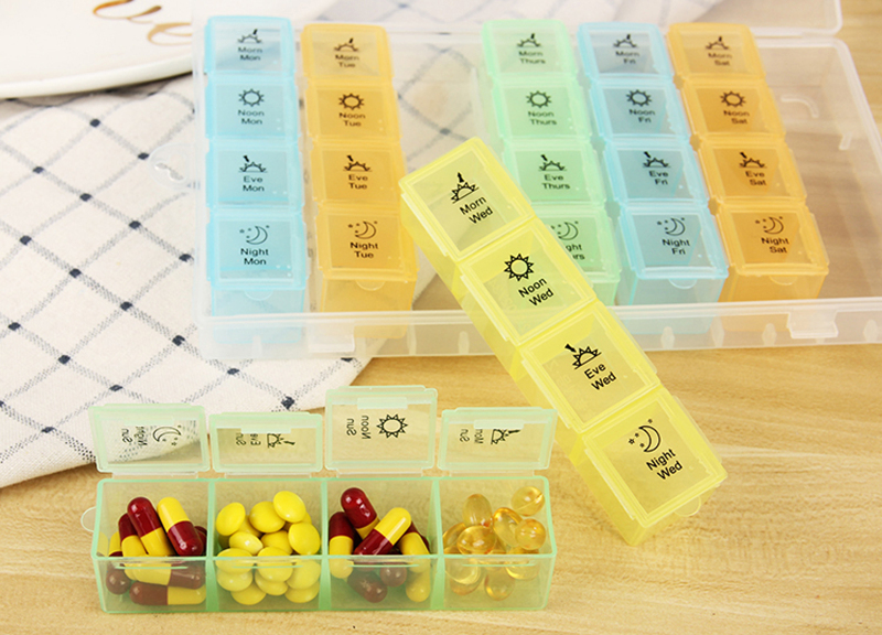 `Dental 7 Day Pill Box Organizer Weekly Medicine Vitamins Storage Container Travel Case