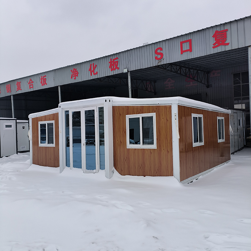 Expandable container house to live in