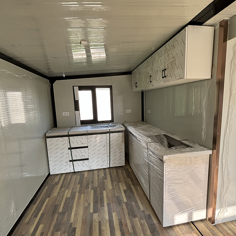 20ft expandable container house with triangular roof
