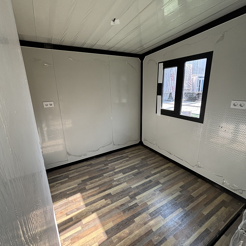20ft expandable container house with triangular roof