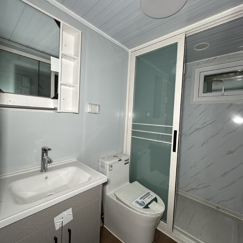 20FT expandable container house with custom sliding door