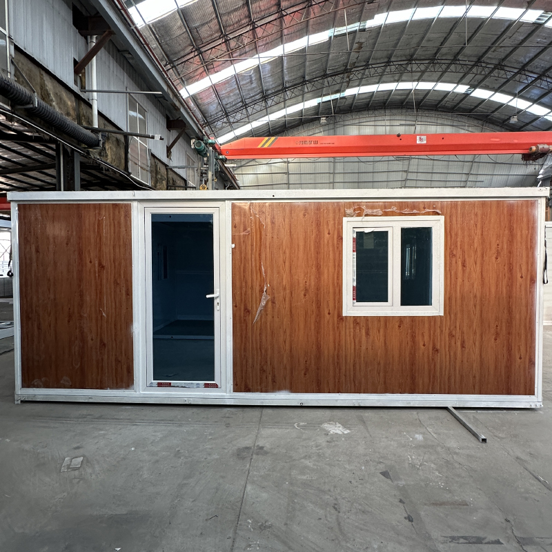 20FT expandable container house with custom sliding door