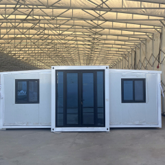 40FT expandable container house with cloakroom