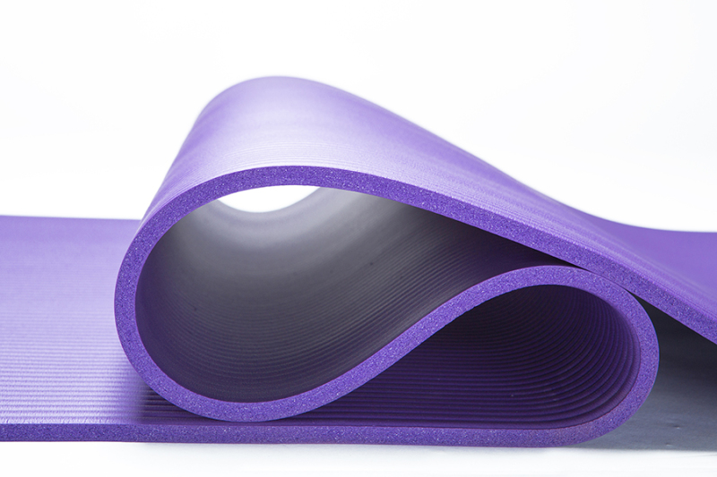 Wholesale Pure Fitness Deluxe Non-Slip Exercise/Fitness Mat with Carrying Strap NBR Yoga Mat
