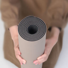 Yoga Mat Best Natural Rubber Non Slip Yoga Mats - Hot Yoga, Odorless Lightweight & Anti-Tear Gym Fitness Exercise Stretching Workout Mat - Large & Thick polyurethane yoga mat