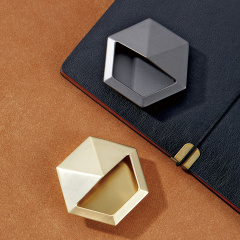 Best Quality Brushed Gold Piece Shape Elegant Furniture Handle Zinc Kitchen Drawer Pulls