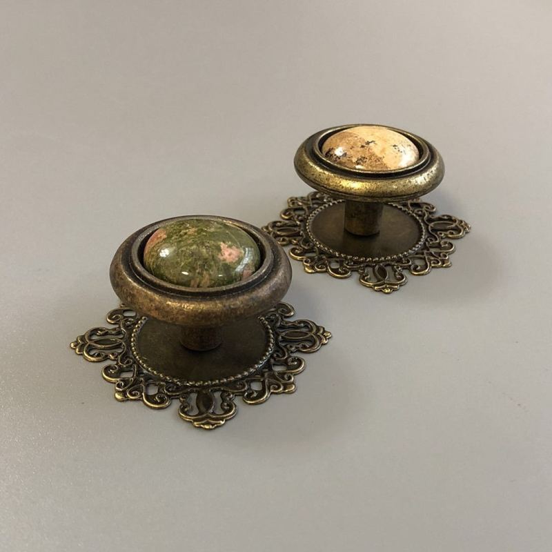 Wholesale Decorative Drawer Cabinet Furniture Hardware Quartz Handle Natural Stone Pull Knob