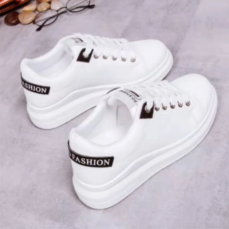 Smart Designer Fashion Sneakers