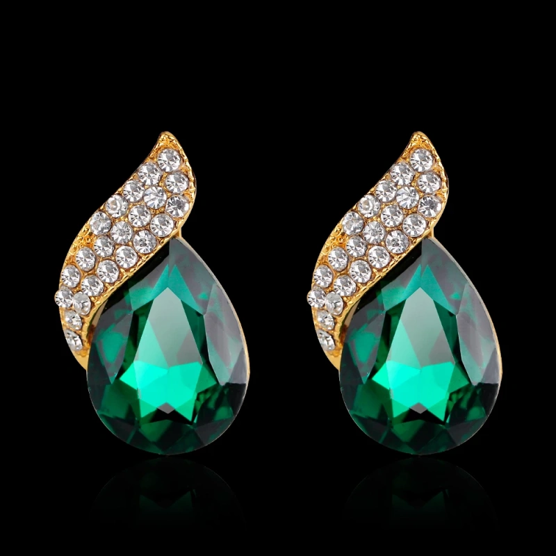 Elegant Green Crystal Earrings.