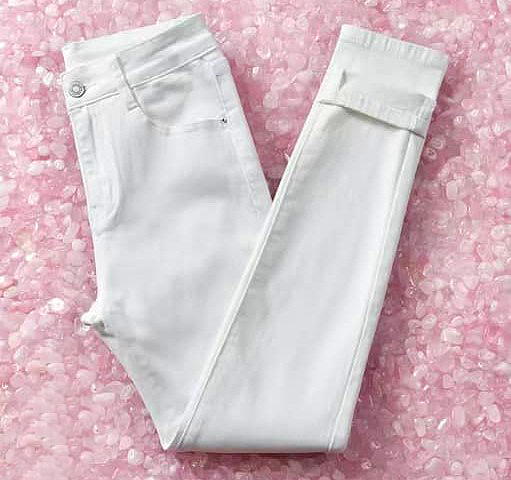 Ladies Stretchy Slimy Off-White Jeans