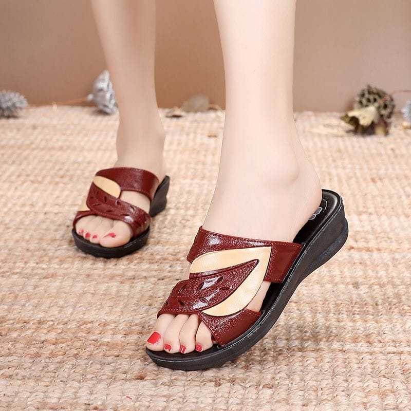 Women's casual rubber slippers