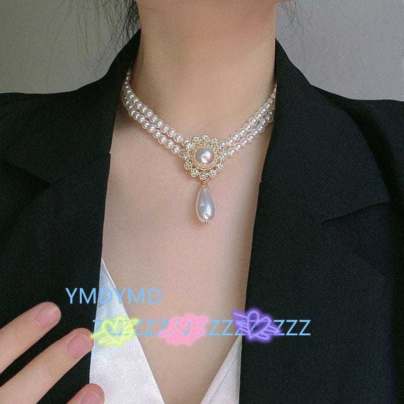 Ladies Pearl Necklace