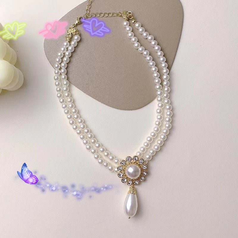 Ladies Pearl Necklace