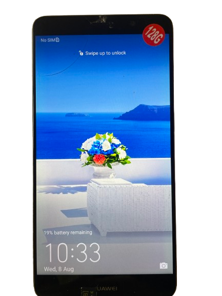 HUAWEI Mate 9 - 6GB, 128GB ROM With Little Crack on the screen