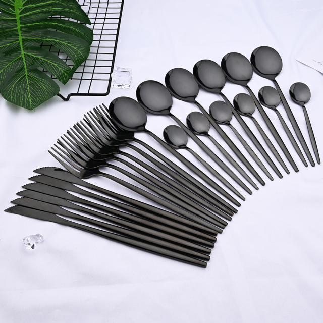 24pcs Black Western Dinnerware Set Stainless Steel Cutlery Set Fork Knife Spoon Tableware Set Flatware Set Silverware Set